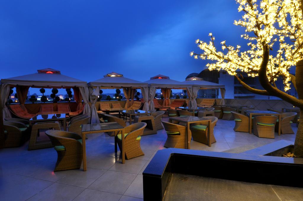 The Cove Hotel Панчкула Екстер'єр фото